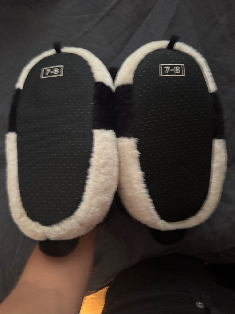 Panda slippers - Picture 2 of 8